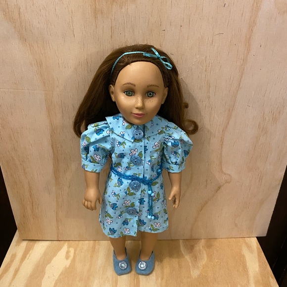Beautiful Tolly Tots Doll 18” Cloth And Vinyl Green Eyes And Freckles - Picture 4 of 6